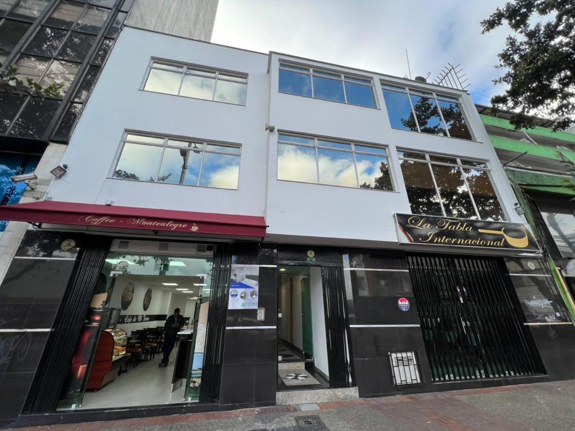 Aparta Hotel Montealegre โบโกตา ภายนอก รูปภาพ